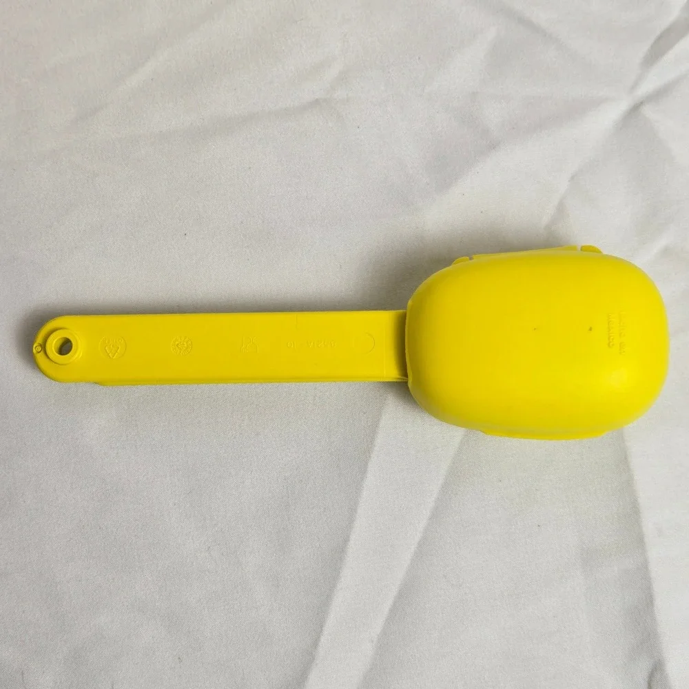 Tupperware On The Go Cutlery Set Plastic Fork Knife Carrying Case Yellow 7323A-3